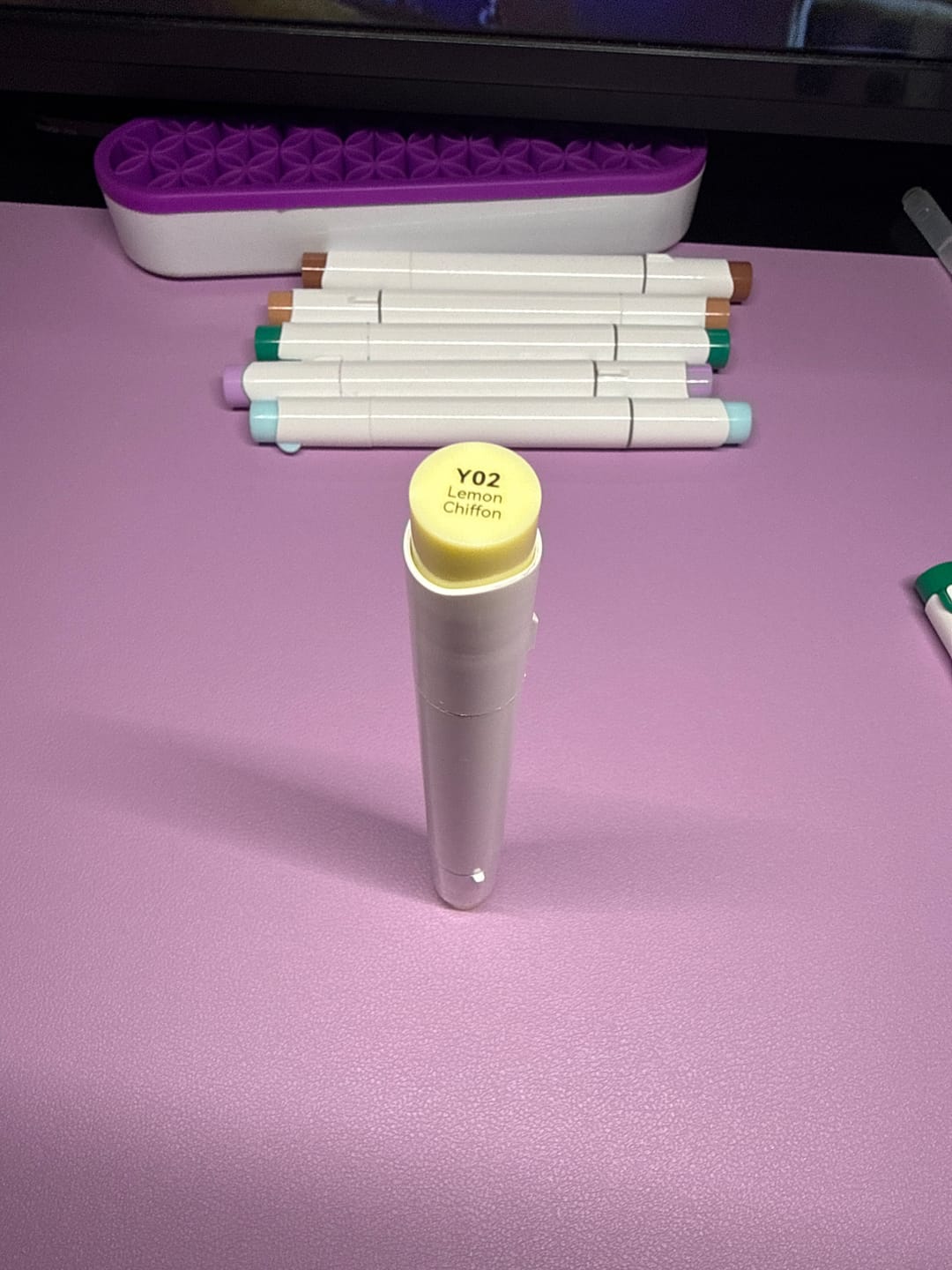 Customer photo review of Ohuhu Honolulu Y030 / Y02 Individual Marker, Brush & Chisel