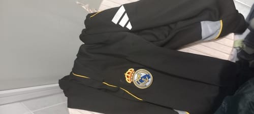 Customer photo review of Maglia e Pantaloni Italia 26/27