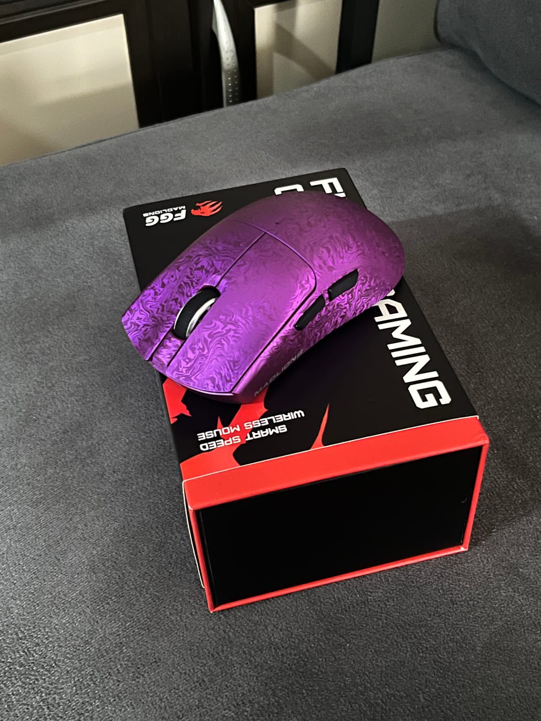 Customer photo review of FGG Madlions M3 Pro Karbon Fiber Wireless Mouse