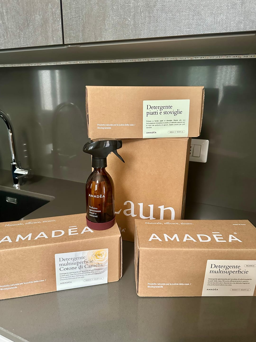 Customer photo review of Detergente multisuperficie "Classic" - Ricarica da 1L