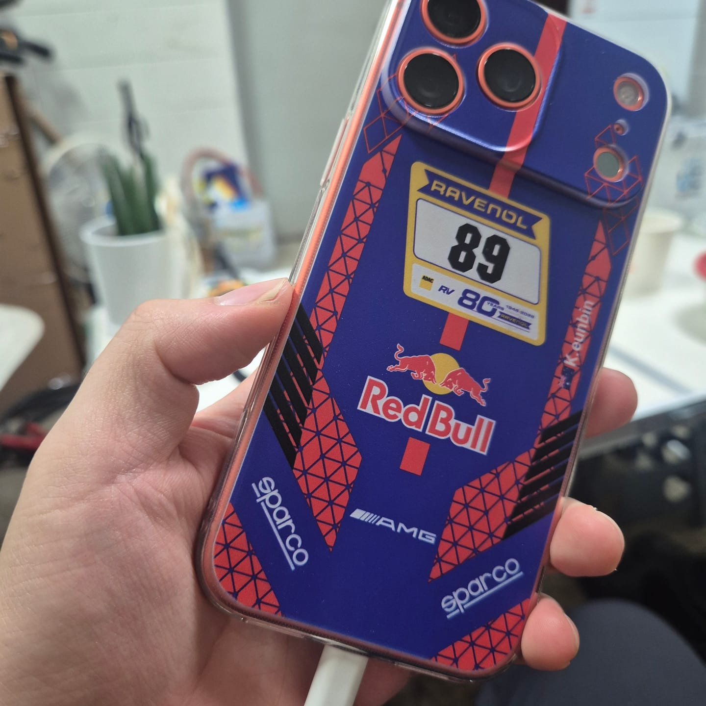 Customer photo review of Verstappen AMG GT3 Livery - Individuelle Handyhülle für iPhone