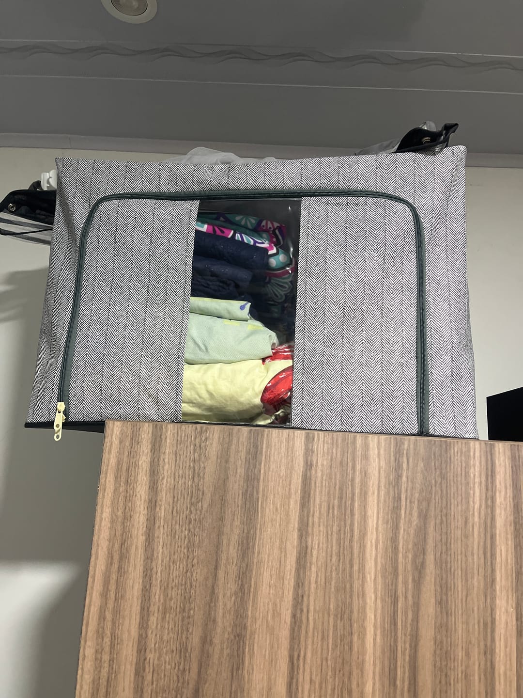 Customer photo review of Caja Plegable Organizadora Para Armario