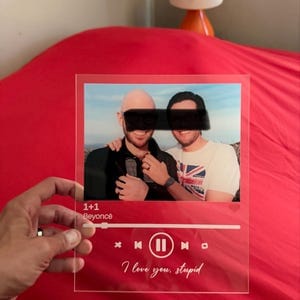 Customer photo review of Spotify Song Plaque