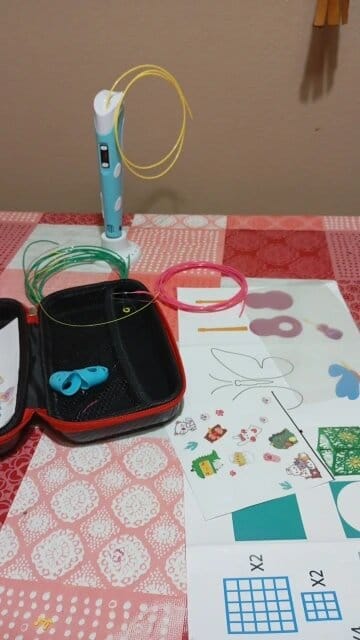 Customer photo review of 3D Pen™ for Kids – Turn Their Imagination Into Real 3D Creations!