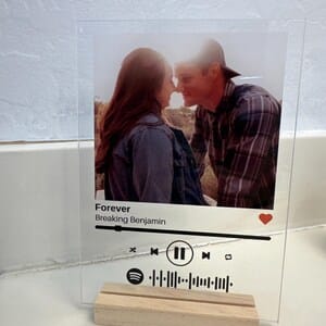 Customer photo review of Spotify Song Plaque