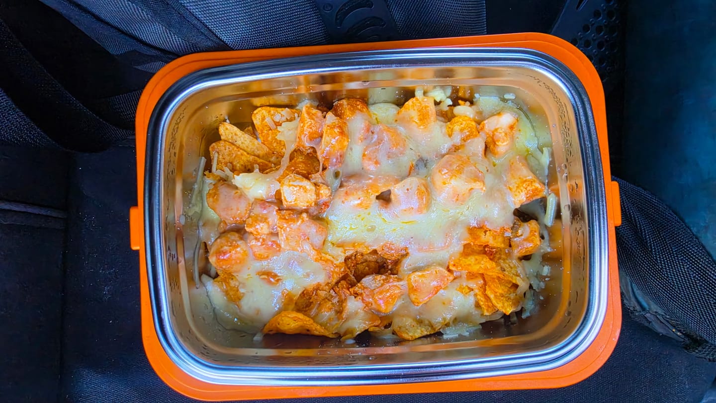 Customer photo review of Tradie TuckerBox™ - 1L Wireless & Self Heating Lunchbox