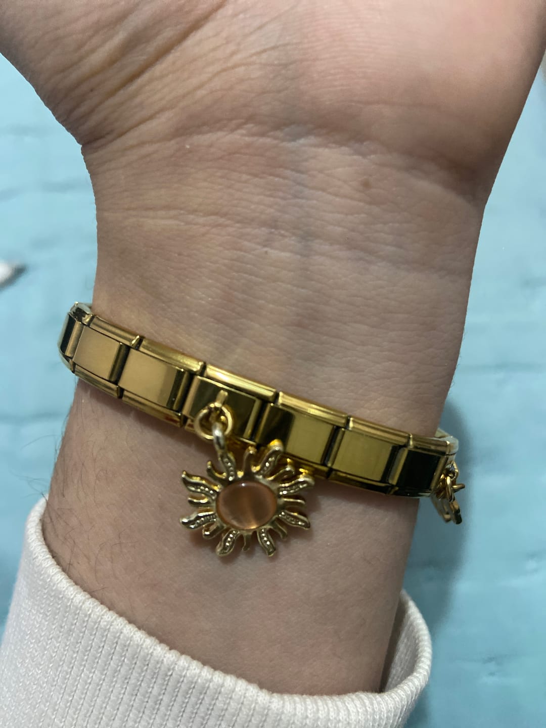 Customer photo review of Charm Estrella de Mar Rosa
