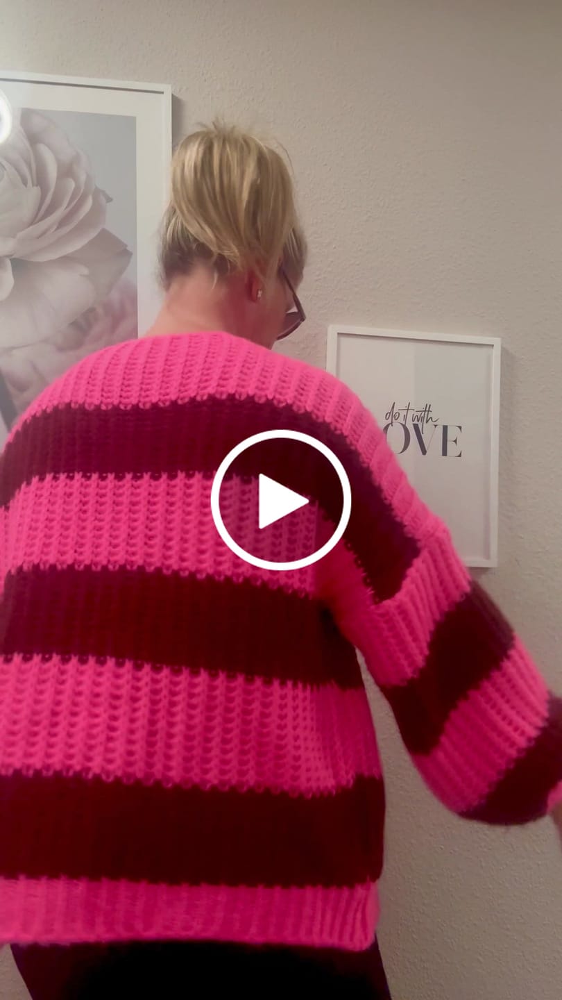 Customer video review of Strickjacke ONLY COZY VIBES pink/cherrybraun