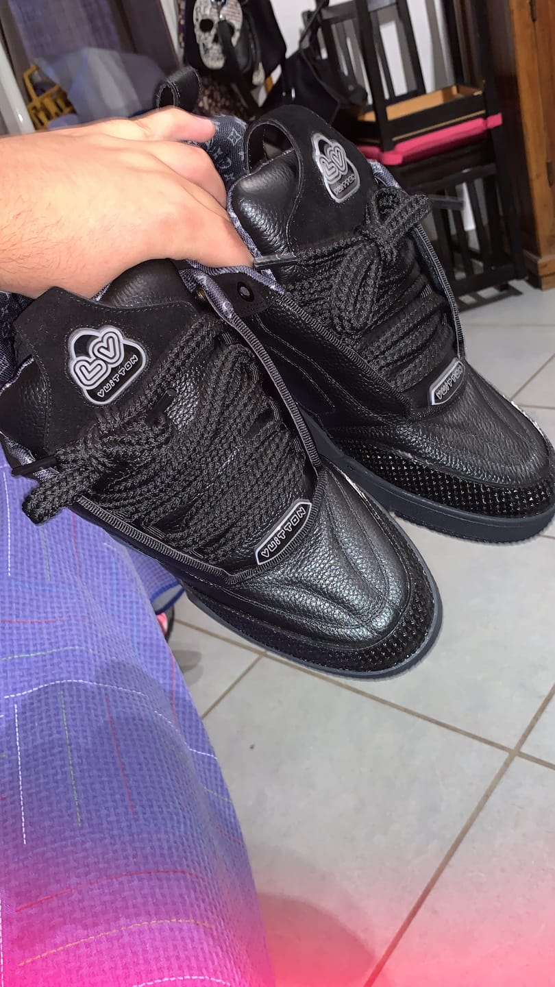 Customer photo review of Sneakers LV Skate Nera