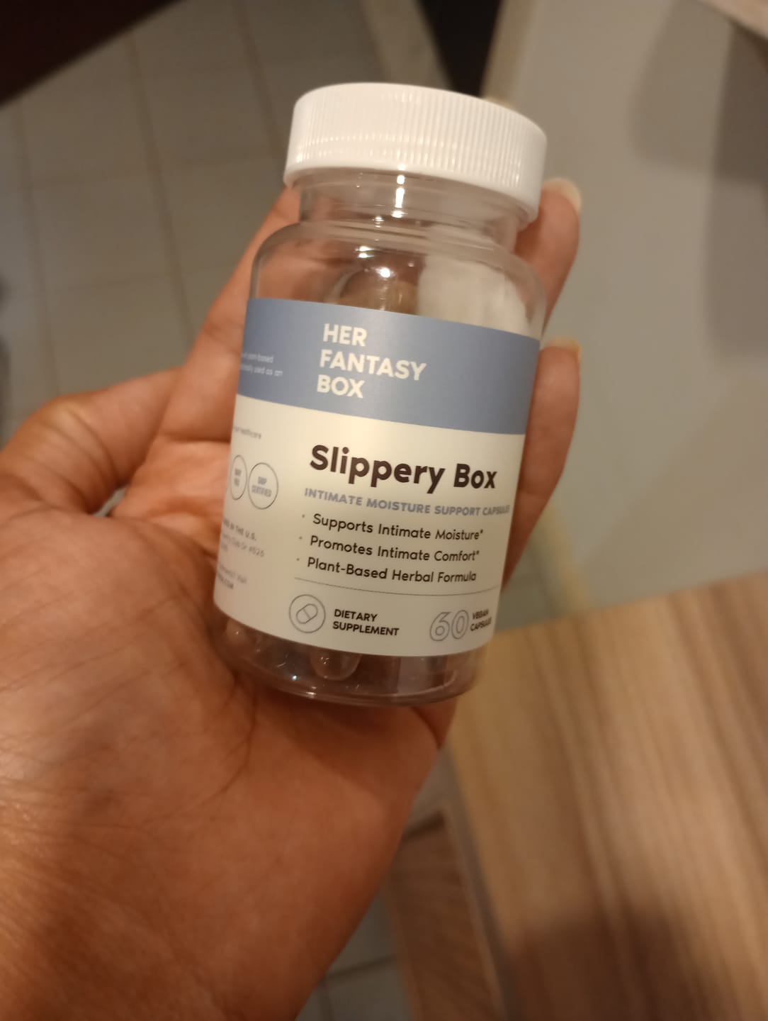 Customer photo review of Slippery Box - Extra Moisture Support Capsules