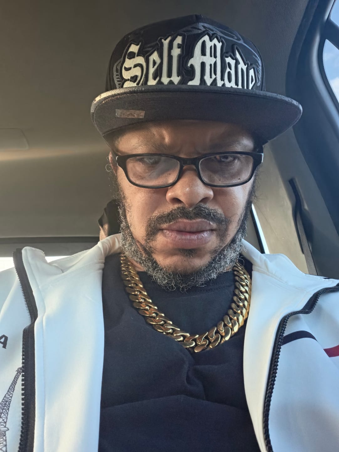 Customer photo review of 20mm Solid 18k Miami Cuban Link Chain w/Iced Clasp