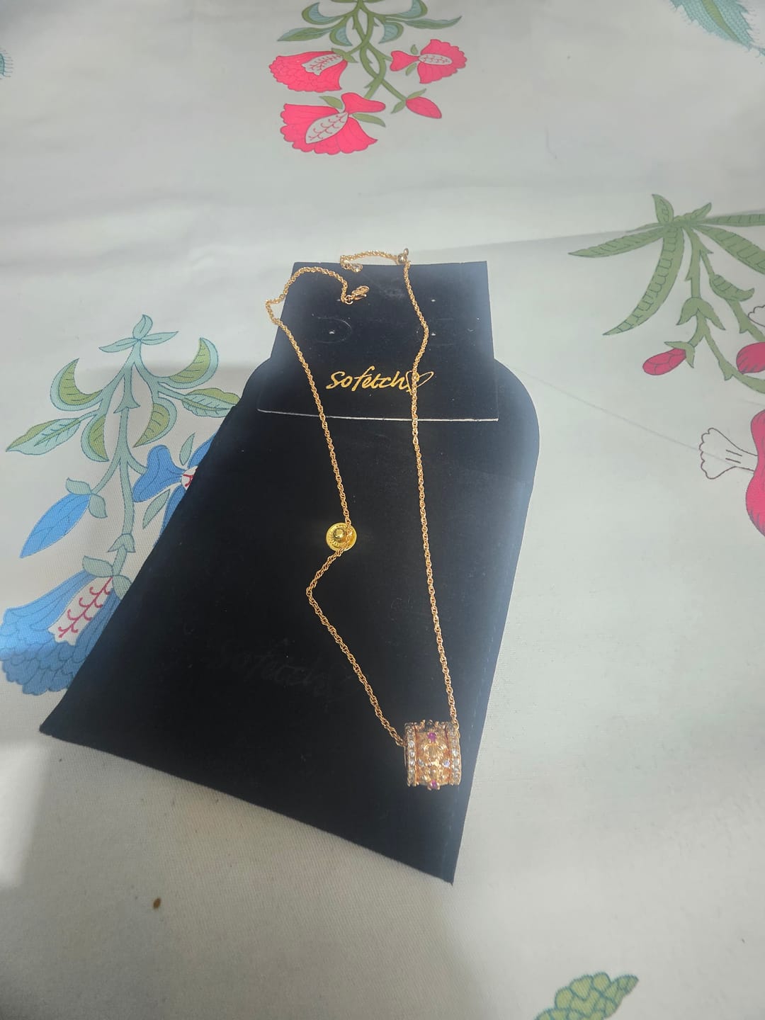 Customer photo review of The Ursula Gold Necklace