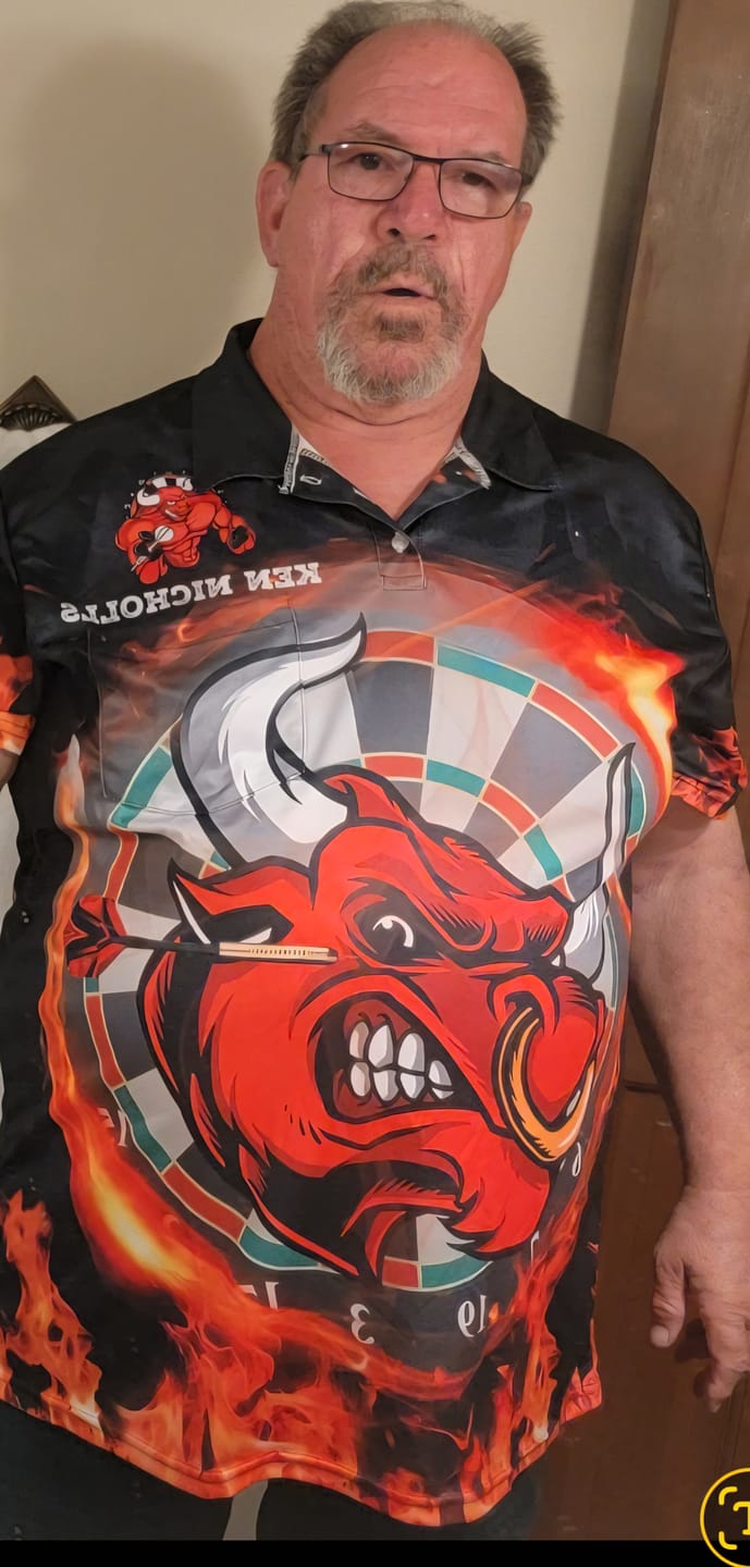 Customer photo review of Maxcorners Darts Bullseye Multicolor Option Customized Name, Team Name 3D Polo Shirt