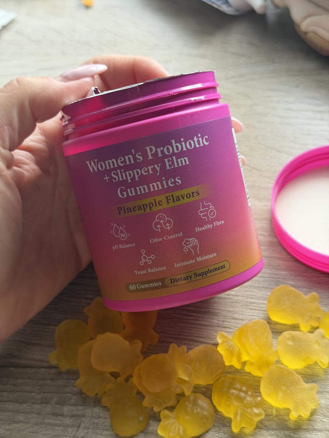 Customer photo review of Slippery Elm Probiotic Gummies for Women