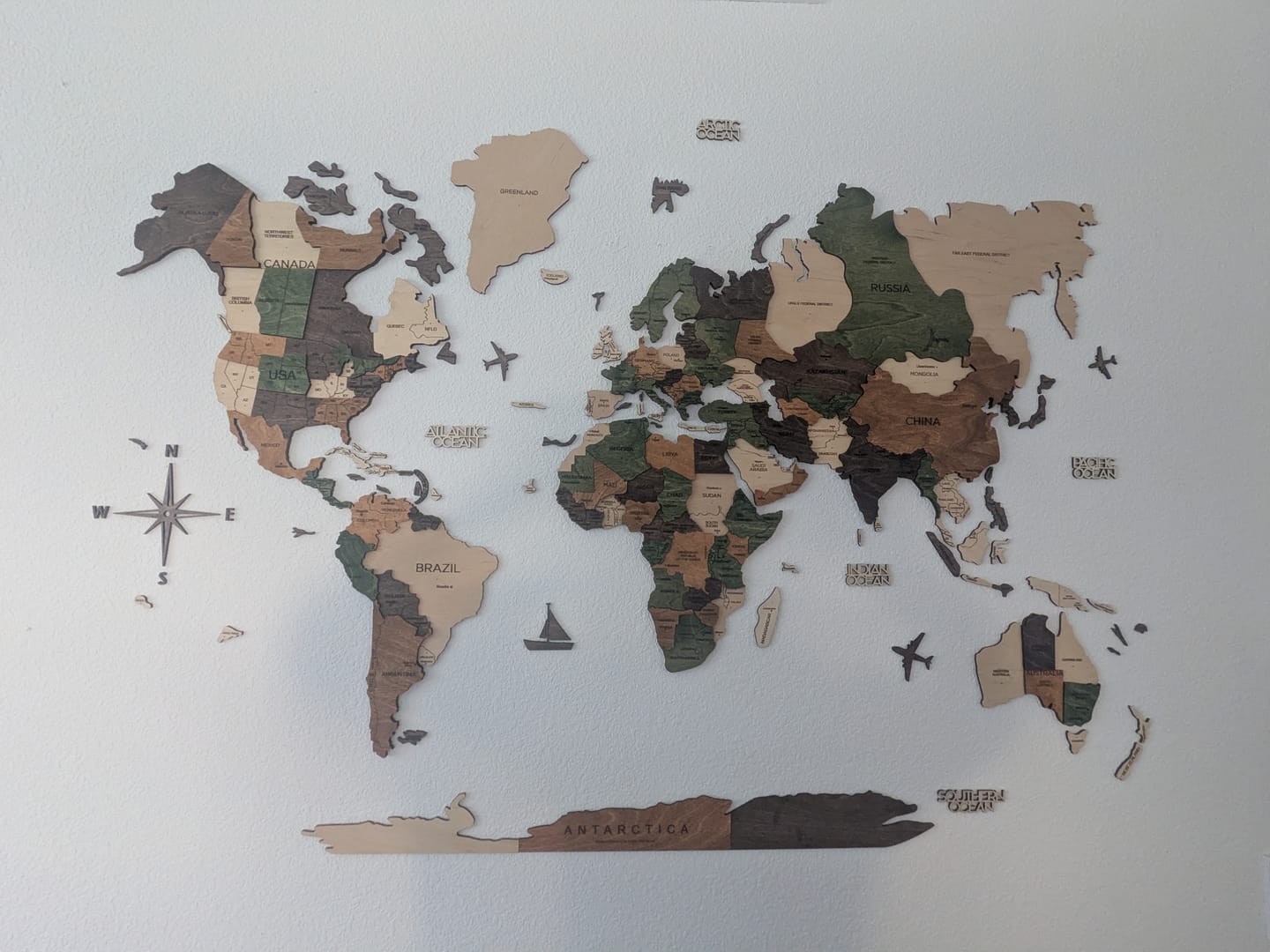 Customer photo review of 3D Wooden World Map Nature