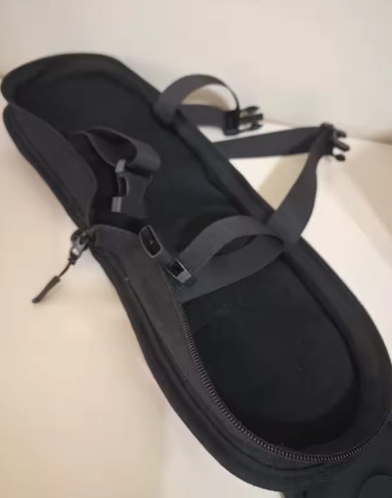 Customer photo review of Schmerzfrei schlafen im Sitzen – 3-in-1 Reiseset