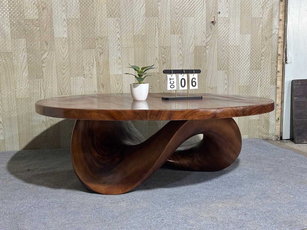 Customer photo review of Coffee Table Solid Wood with Sculptural Intertwined Loop Base
