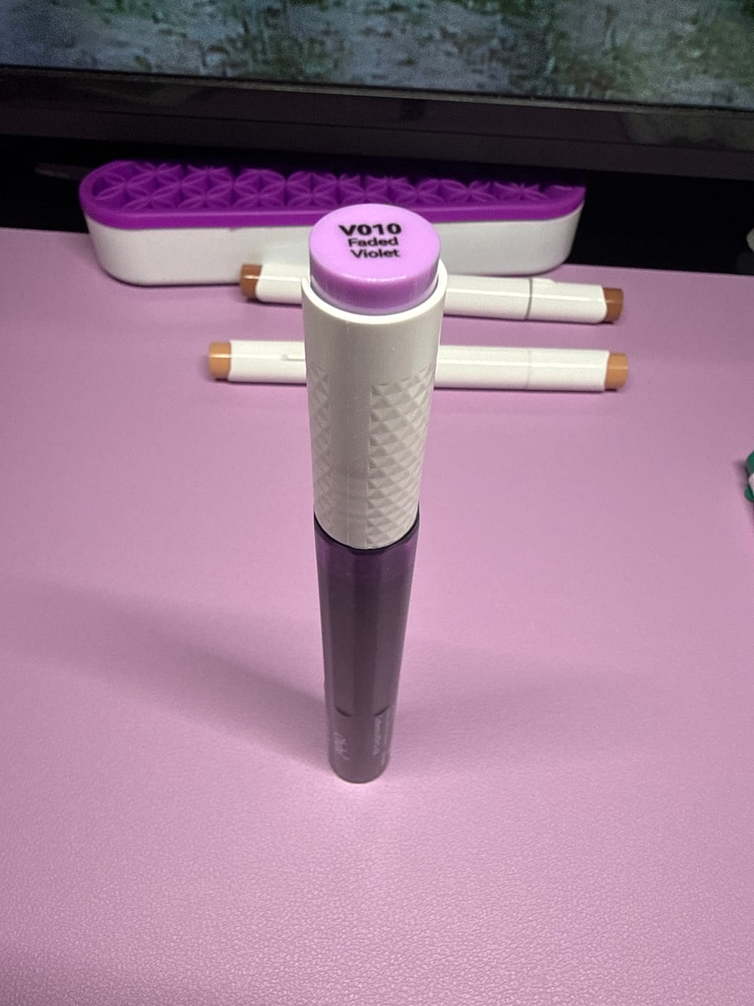 Customer photo review of Ohuhu Marker Ink V010 / V369 / P4 Refill for Alcohol marker