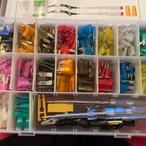 Customer photo review of Protezione Sovraccarico Fusibili Auto Zincati Set Colorato 306PCS