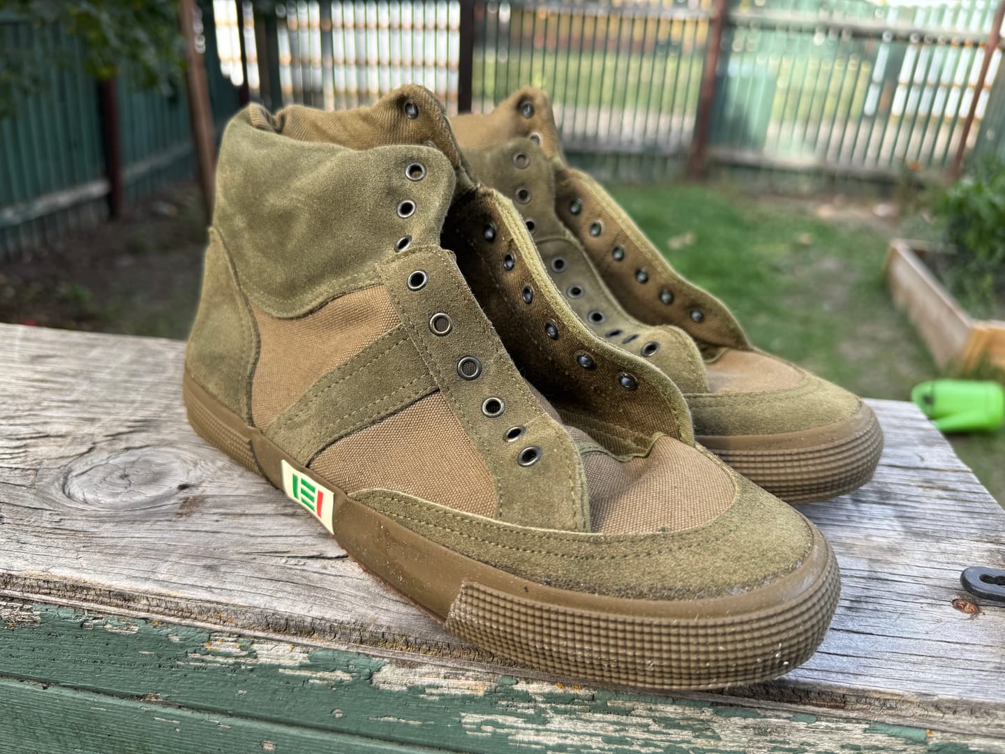 Customer photo review of Original Italian Military Gym Shoes High Top Durable Design Training Olive