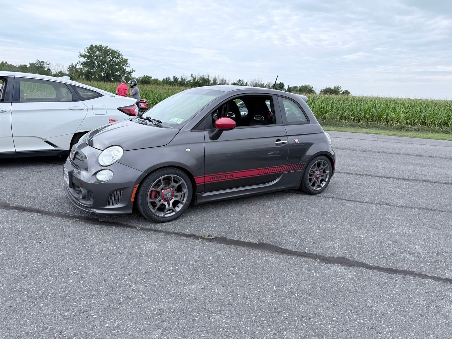 Customer photo review of Rocker panel w/ Abarth die-cut side decal set for Fiat 500 2007 & Up