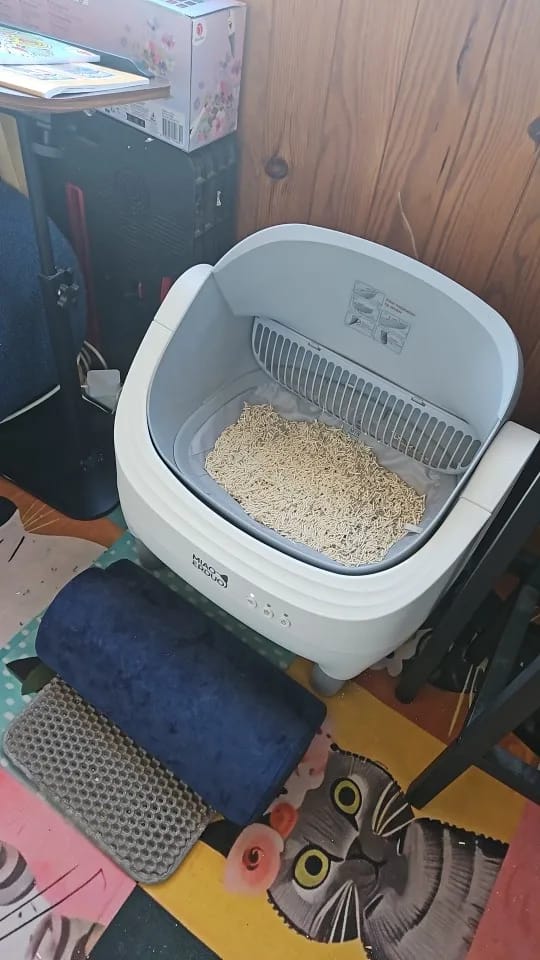 Customer photo review of Litière Automatique pour Chat MiaZen – Autonettoyante, WiFi, Anti-Odeurs, Application Mobile, Grande Capacité