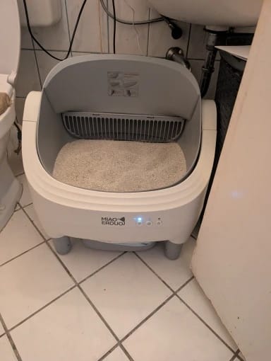 Customer photo review of Litière Automatique pour Chat MiaZen – Autonettoyante, WiFi, Anti-Odeurs, Application Mobile, Grande Capacité