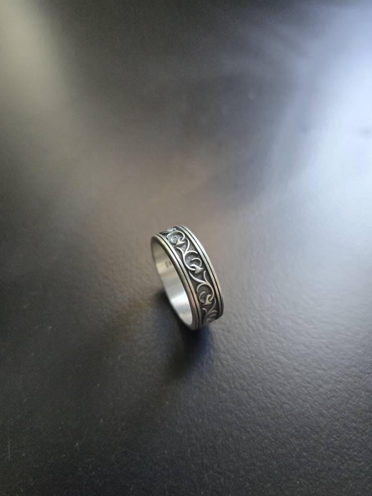 Customer photo review of Botanical Scroll Ring