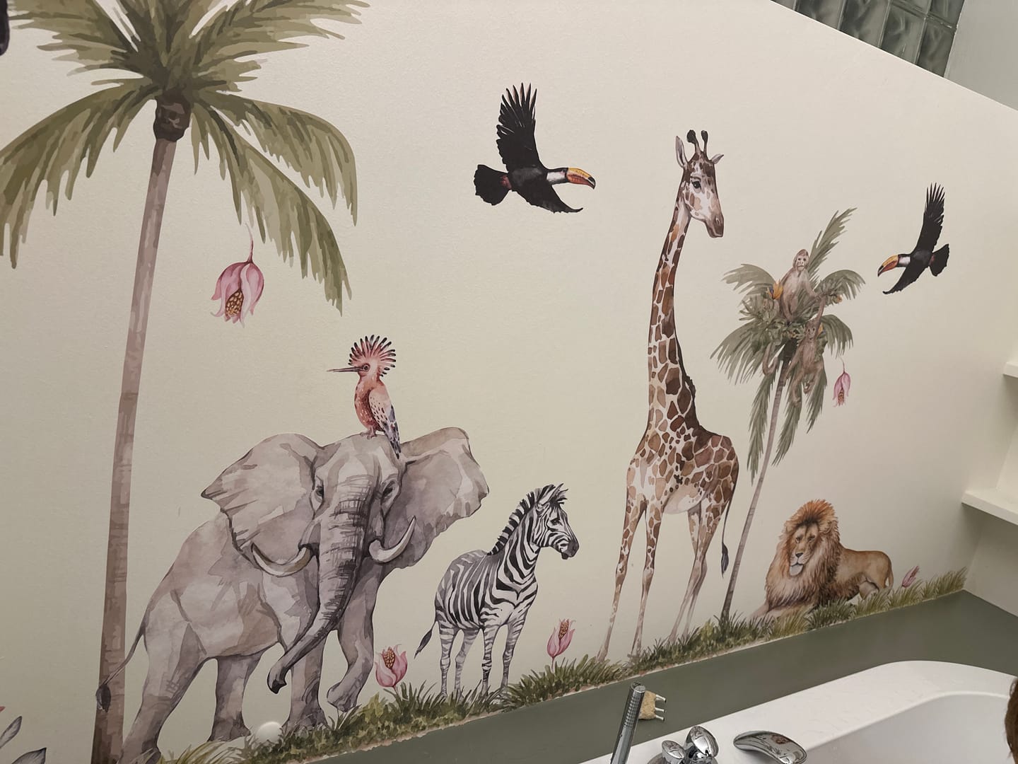 Customer photo review of Safari Savanna Animals Wall Decals