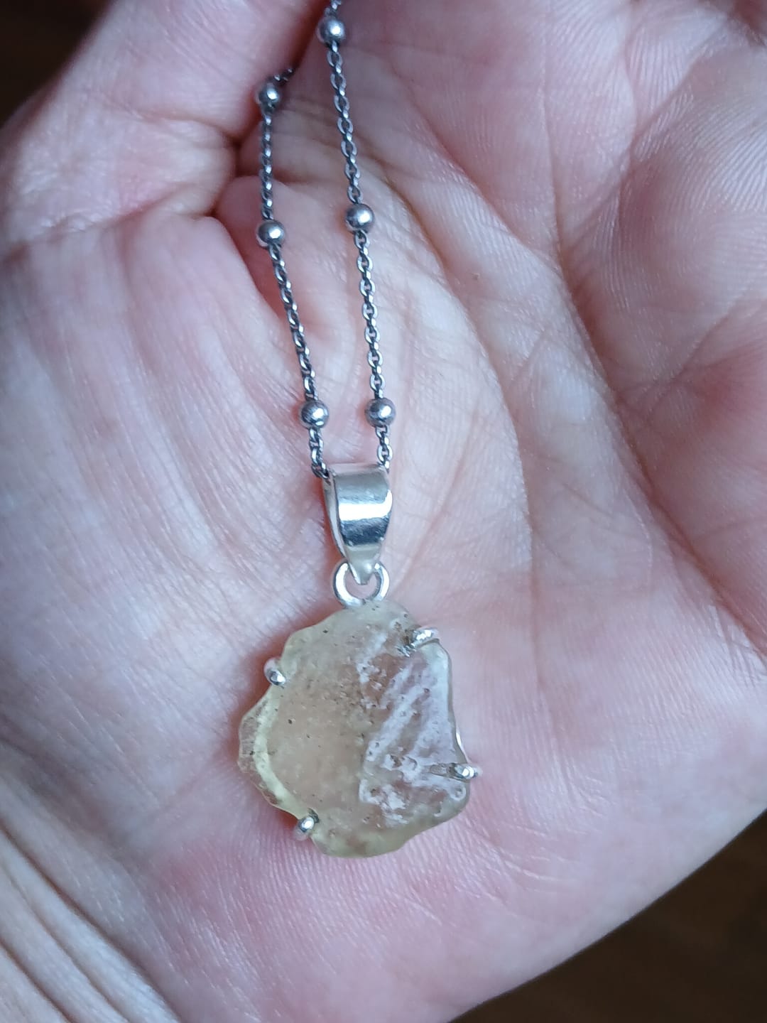 Customer photo review of Colgante Cristal de Libia | Espiritualidad - Conciencia