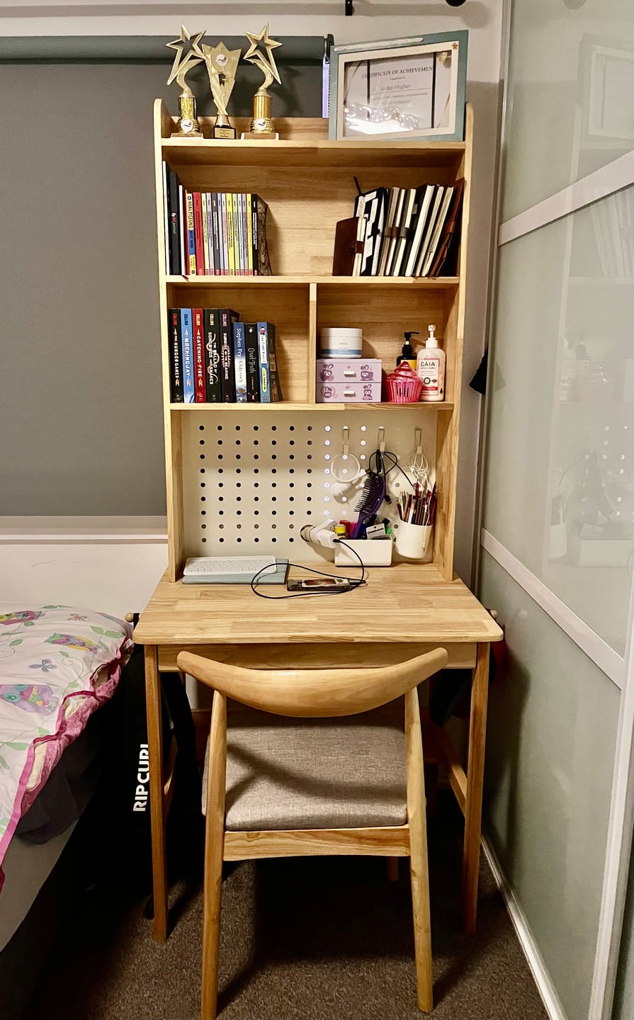 Customer photo review of Sylvan Solid Wood Rubberwood Study Desk with Shelf and Drawers/Bookcase Home Office