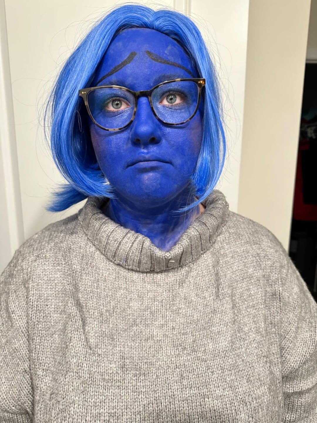 Customer photo review of Blue Squid Professional Water-Based Face & Body Paint Single Cake – Classic, Pastel & Split Cake Colors, Water Activated, Washable Face Paint for Kids & Adults, Halloween Makeup, Cosplay – 30g