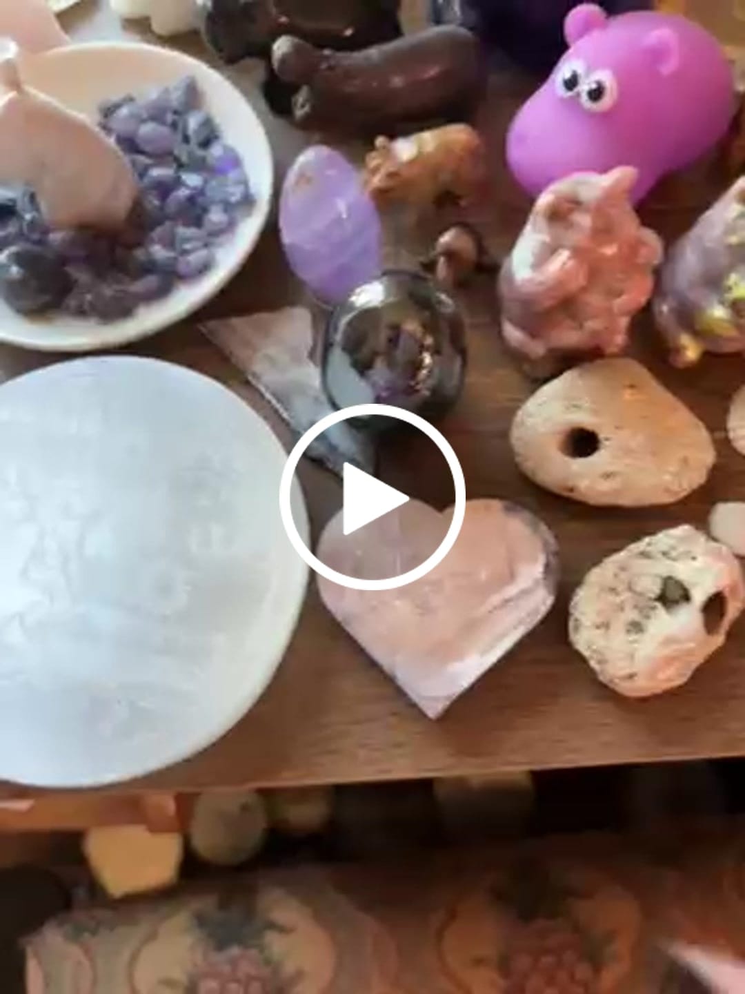 Customer video review of Natural Crystal Lepidolite Heart Carving