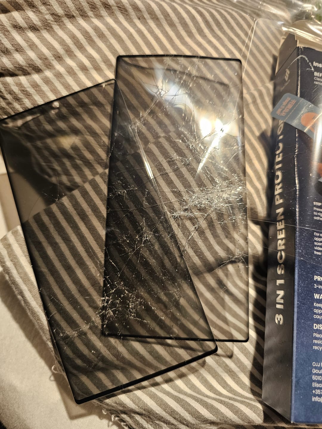 Customer photo review of 3-w-1 Szkło Ochronne - Samsung-S