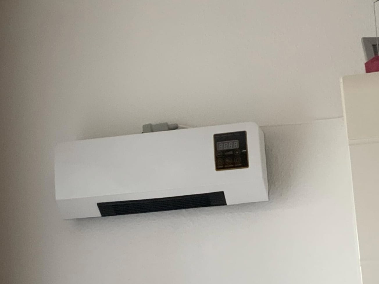 Customer photo review of Climora Cooler air. Calmer nights