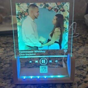 Customer photo review of Spotify Song Plaque