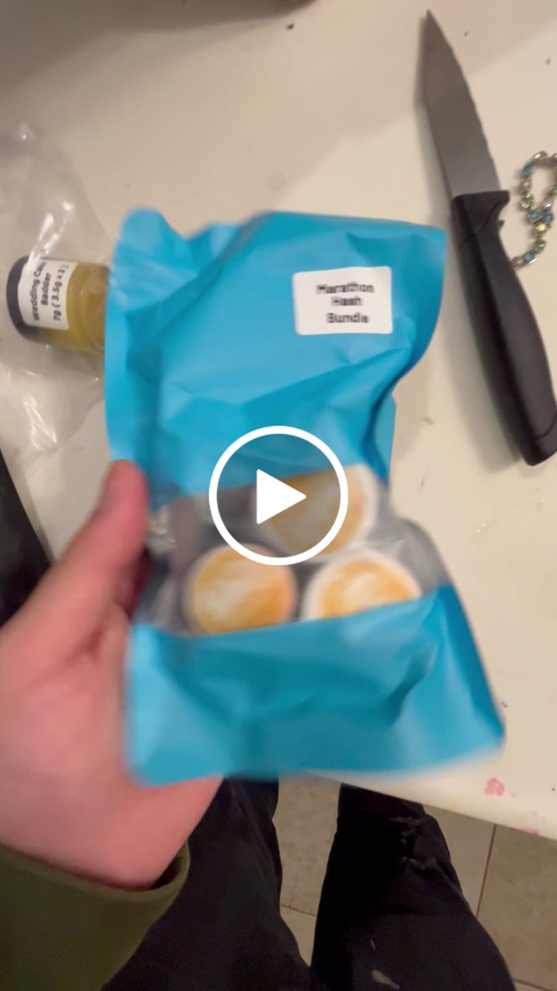 Customer video review of (BOGO)Wedding Cake 3.5G Badder - Carnival I