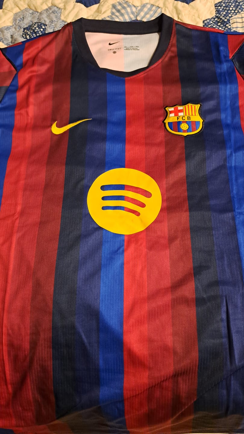 Customer photo review of Camiseta Local FC Barcelona 26/27