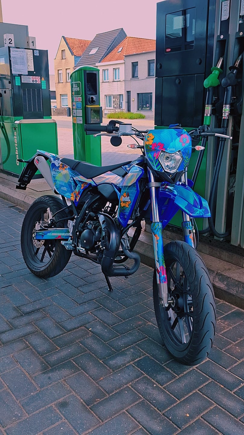 Customer photo review of LAGOON - Graphics kit