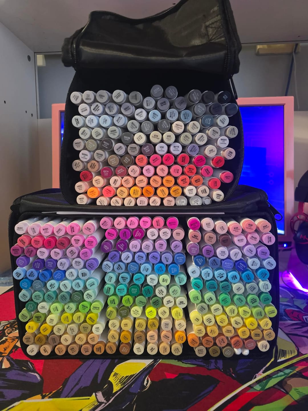 Customer photo review of Ohuhu Honolulu 216 Colors Dual Tips Alcohol Art Markers (New Color Codes)