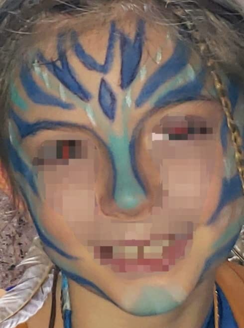 Customer photo review of Blue Squid Twist-Up Face & Body Paint Crayons