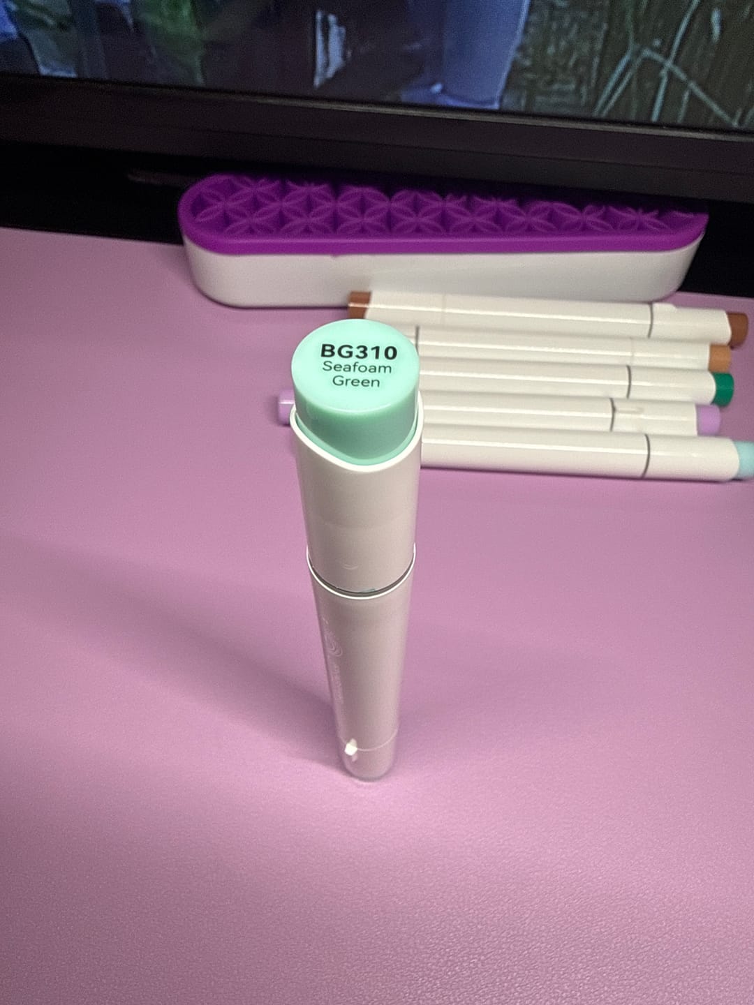 Customer photo review of Ohuhu Honolulu G340 / BG310 Individual Marker, Brush & Chisel