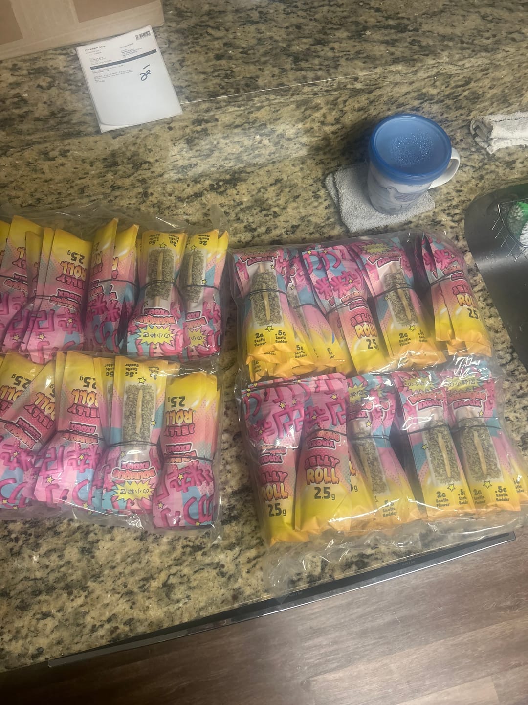 Customer photo review of Jelly Roll - 2.5g 100 PACK - Pre Roll Bulk