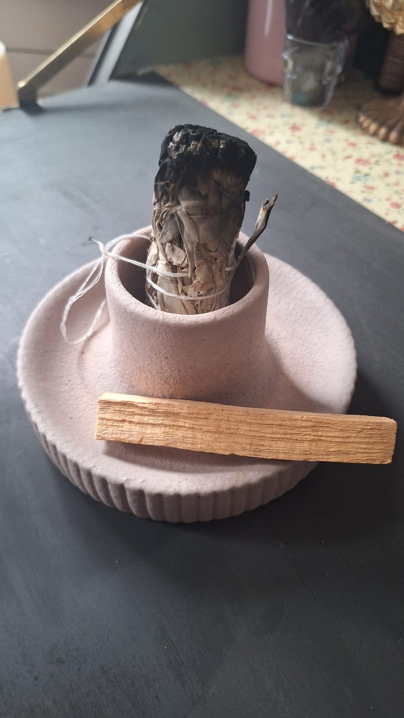 Customer photo review of Räucherschale gerippt in Greige