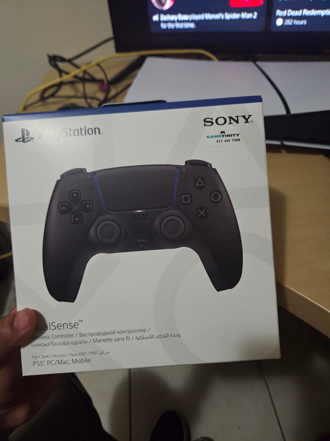 Customer photo review of PlayStation 5 (PS5) DualSense Wireless Controller - Midnight Black