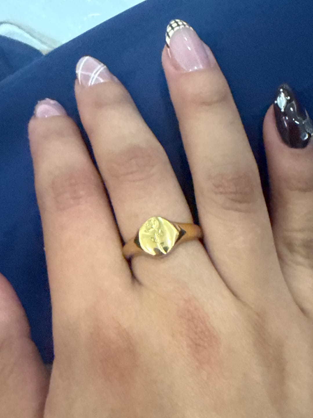 Customer photo review of Anillo Rosa Sello - Acero Inox.