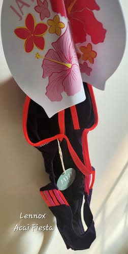 Customer photo review of LENNOX ONE PIECE || Acai|Fiesta