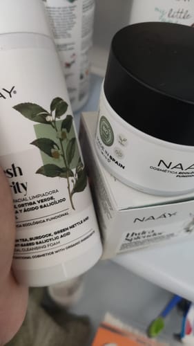 Customer photo review of Hydra Splendor | Gel-crema para pieles acnéicas