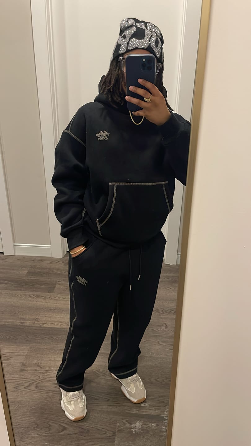 Customer photo review of Soufflé Classic Hoodie Sets