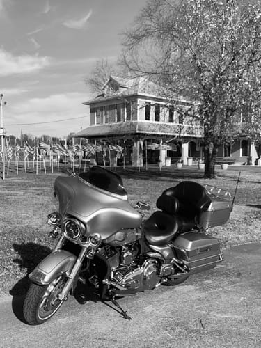 Customer photo review of C.C. RIDER Indian Seat 2 Piece 2 Up Seat For Indian Chieftain Dark Horse Chieftain Limited Chieftain Elite Springfield, 2014-2025